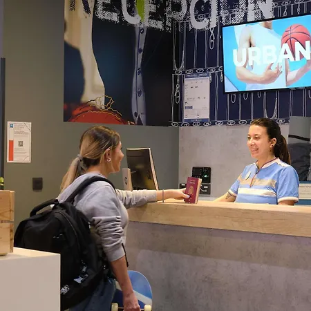 ゲストハウス Ibis Budget 3*