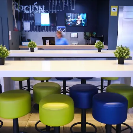 Ibis Budget 4*