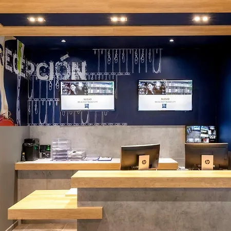 毕尔巴鄂市宜必思快捷酒店 * 毕尔巴鄂